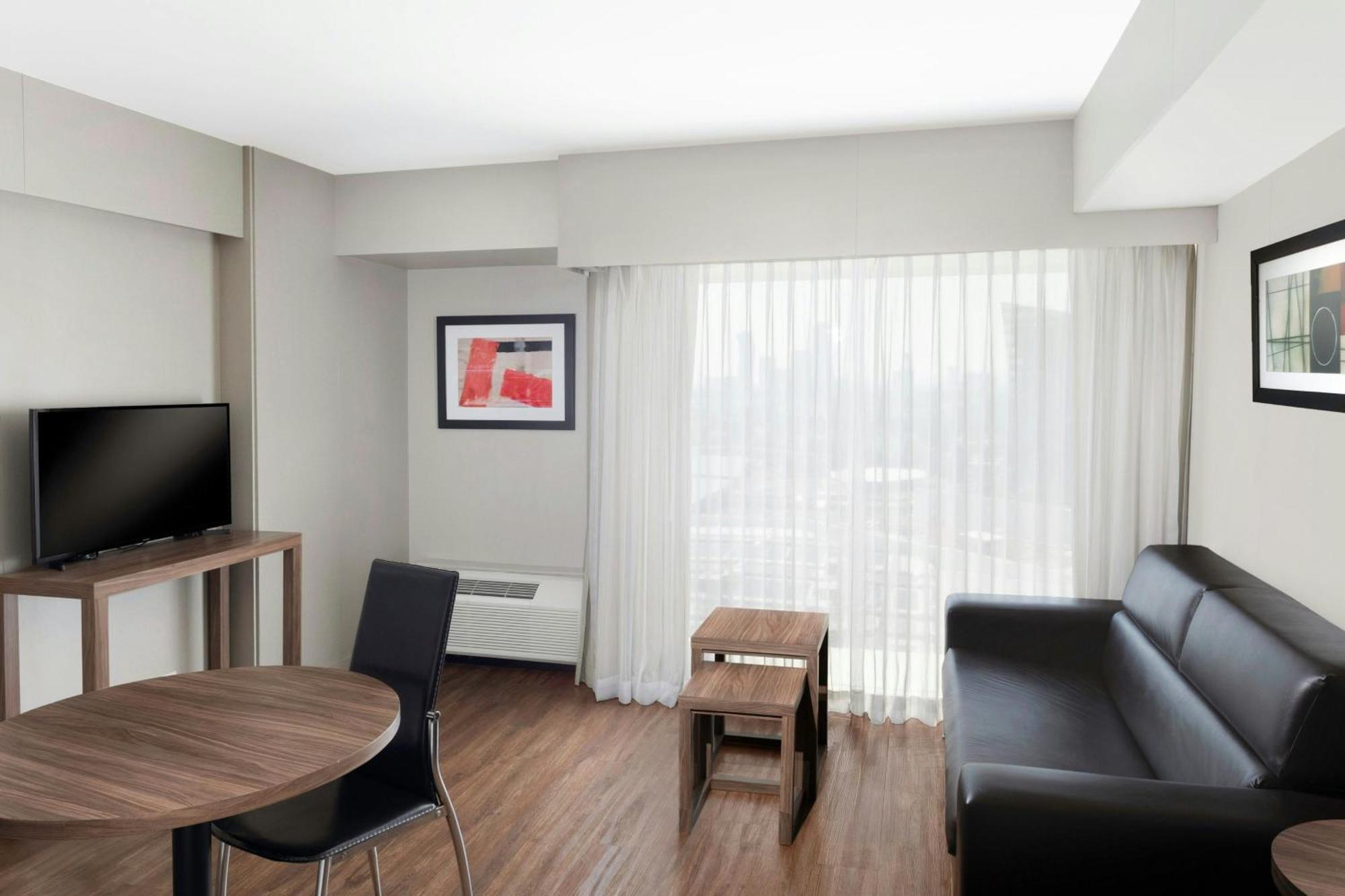 Courtyard By Marriott Puebla Las Animas Buitenkant foto