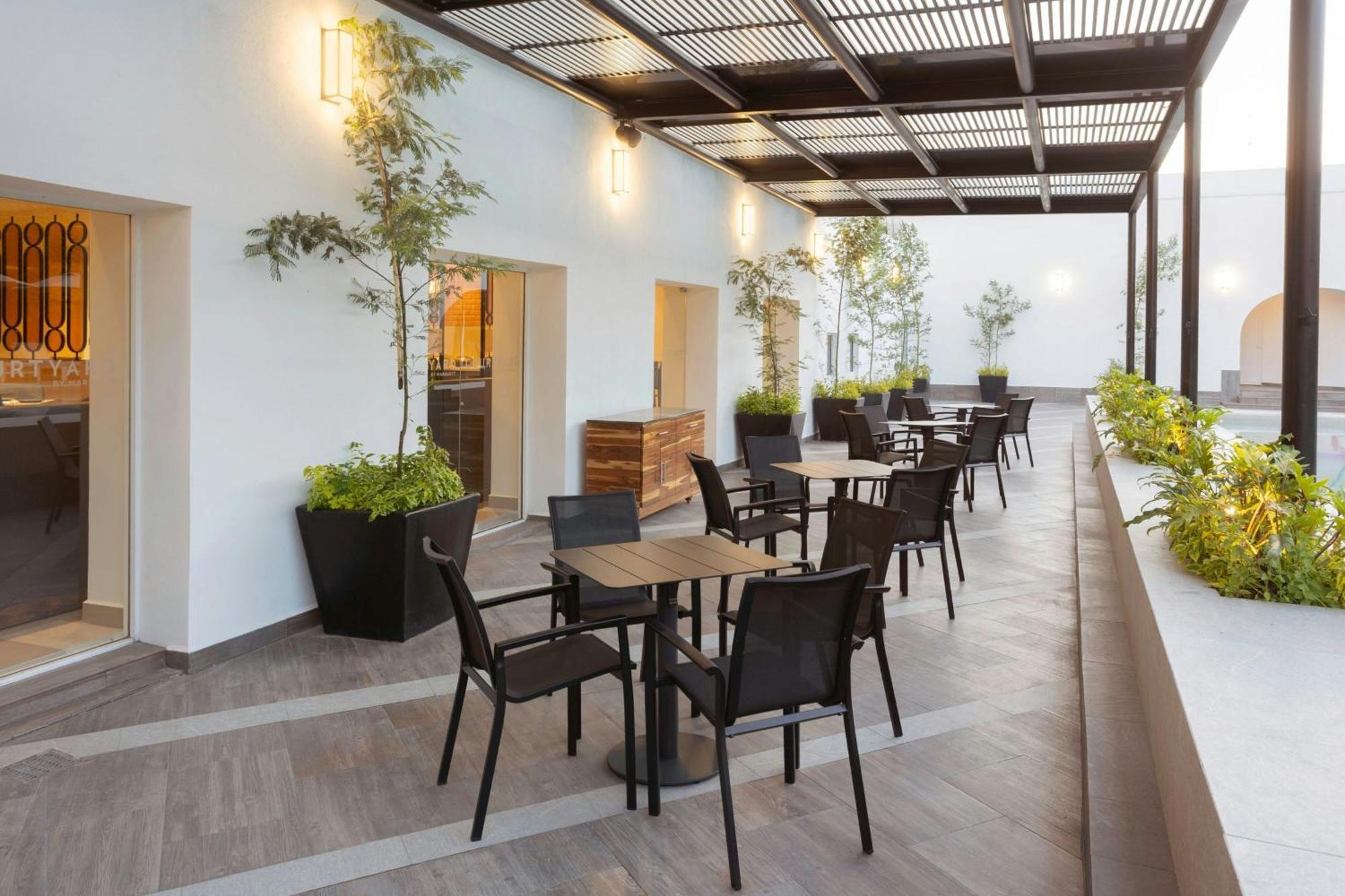 Courtyard By Marriott Puebla Las Animas Buitenkant foto