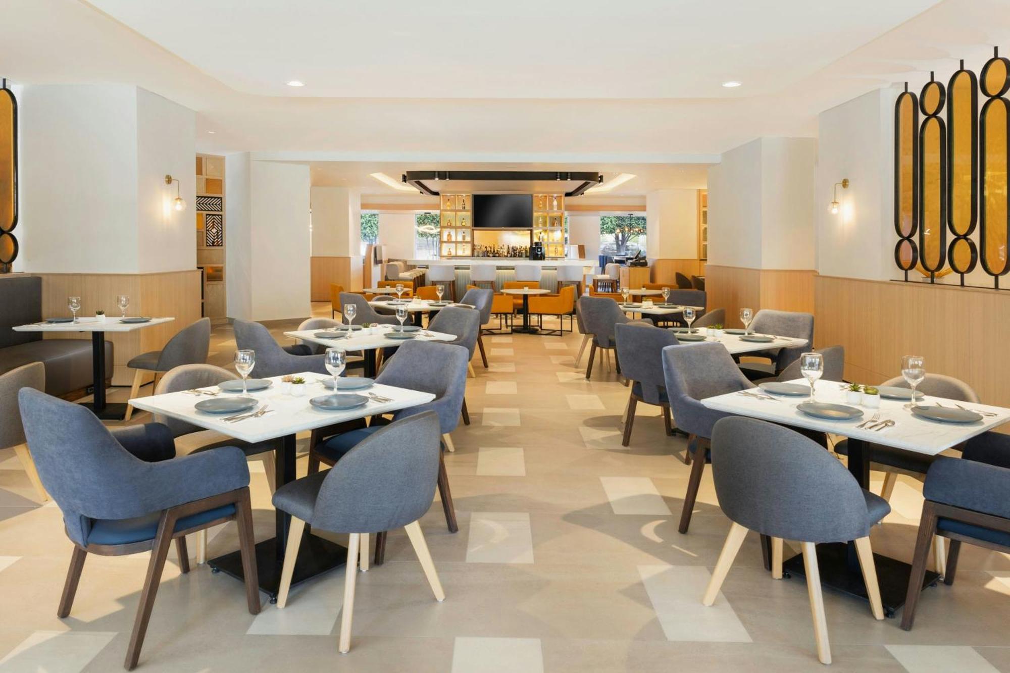 Courtyard By Marriott Puebla Las Animas Buitenkant foto