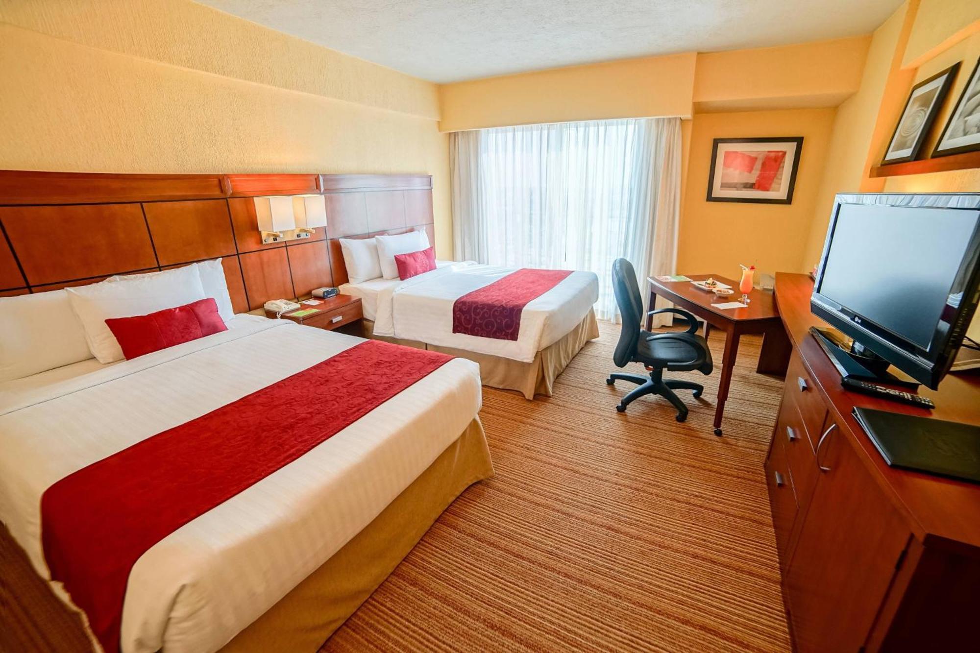 Courtyard By Marriott Puebla Las Animas Buitenkant foto